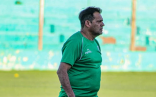 Sorpresa en el Puyuta: Gerardo Pinto ya no dirige a Desamparados