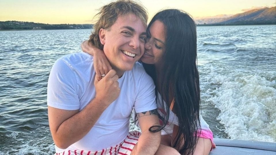 Cristian Castro fue infiel y abandonó a su novia a meses de su casamiento
