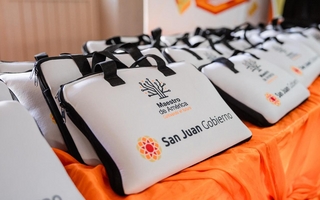 Educación detectó que padres usan las netbooks que entregaron para ver pornografía y apostar