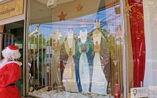 Rivadavia lanza el concurso “Mejor Vidriera Navideña” para impulsar el comercio 