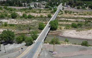 Preocupación en Calingasta por el paso de camiones mineros: Perea escuchó el reclamo