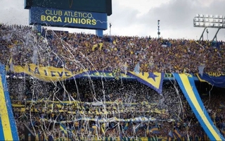 Sancionaron a Boca por el 'excesivo' recibimiento a River en el Superclásico