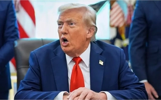 Trump reúne a líderes de Wall Street en la Casa Blanca para recuperar apoyo financiero