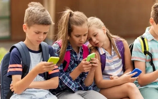 Casi el 80% de niños de 10 y 11 años usa redes sociales 