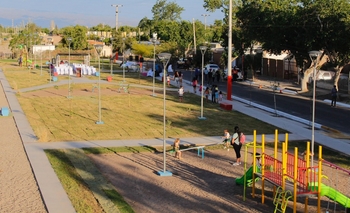 Los Tamarindos tiene su plaza: juegos, verde y más iluminación
