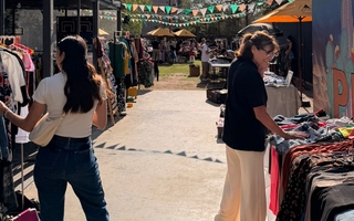 Una feria de moda circular abre este domingo 16 de noviembre, con entrada gratis