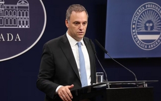 Adorni estrenó rol de jefe de Gabinete y celebró el acuerdo comercial con EE.UU.