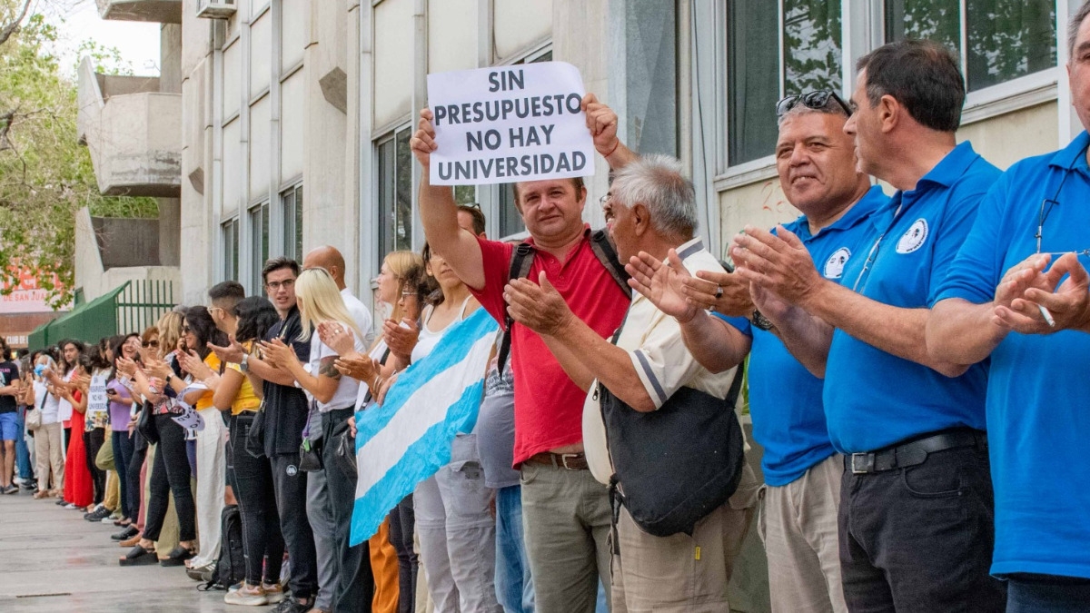 Por las evaluaciones el paro de 72 hs de la UNSJ registró una baja adhesión