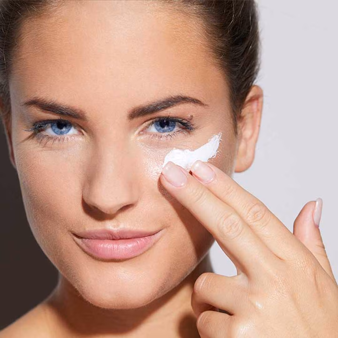 Por qué es fundamental usar protector solar facial todos los días y cómo elegir el adecuado