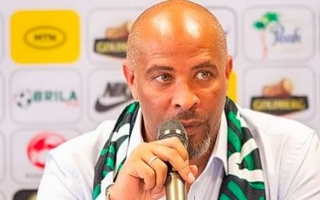 Escándalo: un DT acusó de usar magia “vudú” para que pierda su equipo