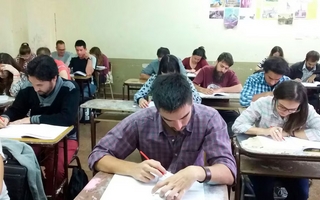 Ley de Libertad Educativa: evaluarían a los docentes cada cuatro años