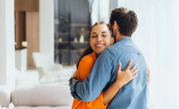 Estudio de Harvard: ayudar reduce el dolor emocional