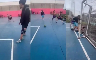 Video: Brutal patada en la cabeza dejó inconsciente a un joven tirado en el suelo