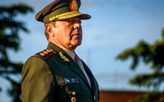 Quién es Carlos Presti, el militar elegido para conducir el Ministerio de Defensa