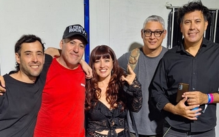 Comunicadores del rock sanjuanino recibieron un homenaje en la FNS 2025