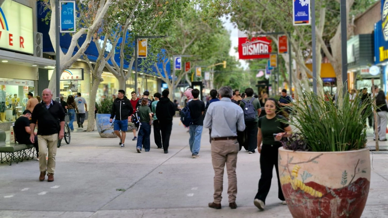 Los comercios de San Juan apuestan al Black Friday para las impulsar ventas