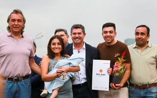 Orrego entregó viviendas en Iglesia y anunció dos nuevos barrios