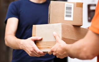 Compras en el exterior por puerta a puerta subieron casi 300% en octubre 2025