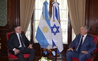 Argentina proyecta exportaciones por 100.000 millones de dólares