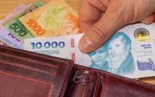 Sin acuerdo entre las empresas y sindicatos, el Gobierno volverá a fijar el salario mínimo por decreto