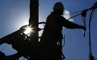 Una transformadora eléctrica falló y causó un breve corte de luz en San Juan