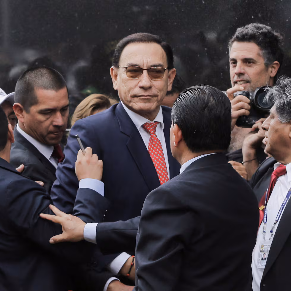 Condenan a 14 años de prisión a Martín Vizcarra por corrupción en Perú