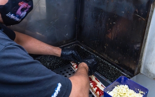 Rawson pone en marcha el primer paseo de foodtrucks en la renovada calle Lemos