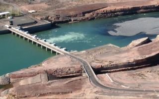 El Gobierno avanza en la privatización de las represas del Comahue