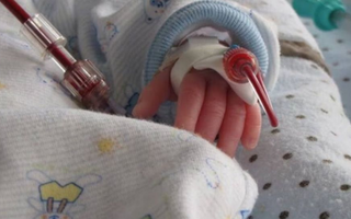 Neuquén: operaron a un bebé de urgencia pese a que sus padres no querían por motivos religiosos