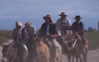 Tradición y fe: Iglesia se prepara para recibir a jinetes y familias