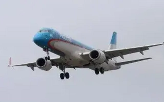 En octubre los vuelos desde el extranjero tuvieron su primera mejora del año