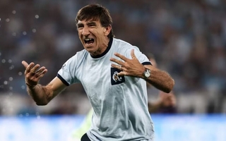 Gustavo Costas, elegido el mejor DT tras el triunfo épico de Racing