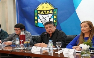Uatre reclama recomposición salarial para los trabajadores del campo