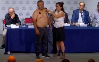 En plena crisis de vacunación, el Congreso abrió espacio a una polémica exposición antivacunas