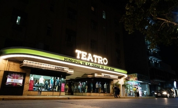 Renació un ícono: así fue la esperada reapertura del Cine Teatro Municipal