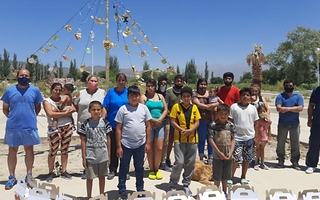 Jáchal: docentes entregaron canastas navideñas a sus alumnos