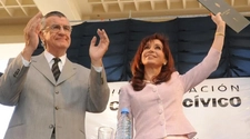 Para Gioja, la condena a Cristina Fernández "es un mamarracho"
