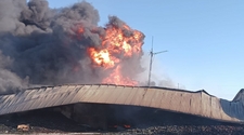 Un incendio arrasó con el galpón de una finca en Ullum