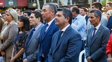 Orrego pidió a los intendentes que imiten su política de austeridad