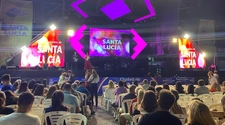Santa Lucía cerró su fiesta con la elección de sus soberanas y el show de Rodrigo Tapari