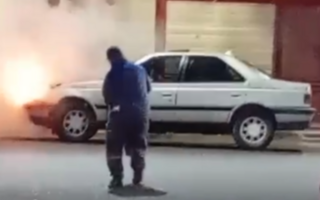 Se prendió fuego un auto en Chimbas y alertó a los vecinos