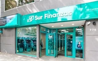 La Justicia ordenó allanamientos en la financiera asociada al "Chiqui" Tapia