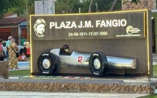 Inauguraron las nuevas obras de la Plaza Fangio en Santa Lucía