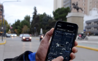 Dos provincias reglamentaron el funcionamiento de Uber
