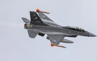 Milei adelanta el acto de presentación de los F-16 por el clima