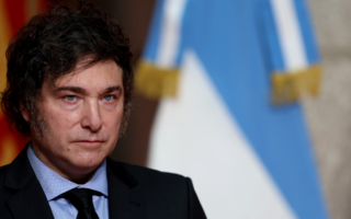 El Gobierno impulsa una reforma laboral que flexibiliza los despidos y crea un fondo de cese