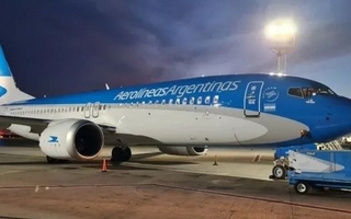 Aerolíneas Argentinas suma un Boeing 737 Max 8 a su flota para la temporada de verano