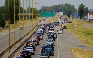 Intenso movimiento hacia la Costa Atlántica en el fin de semana largo