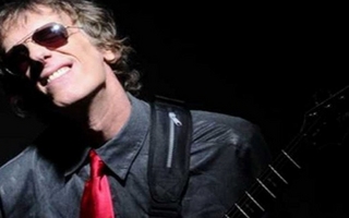 "Una noche bajo las estrellas" despide el 2025 con un homenaje a Spinetta