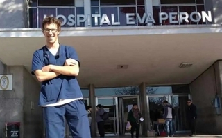 Nació con parálisis cerebral, es médico y dará una charla en San Juan 